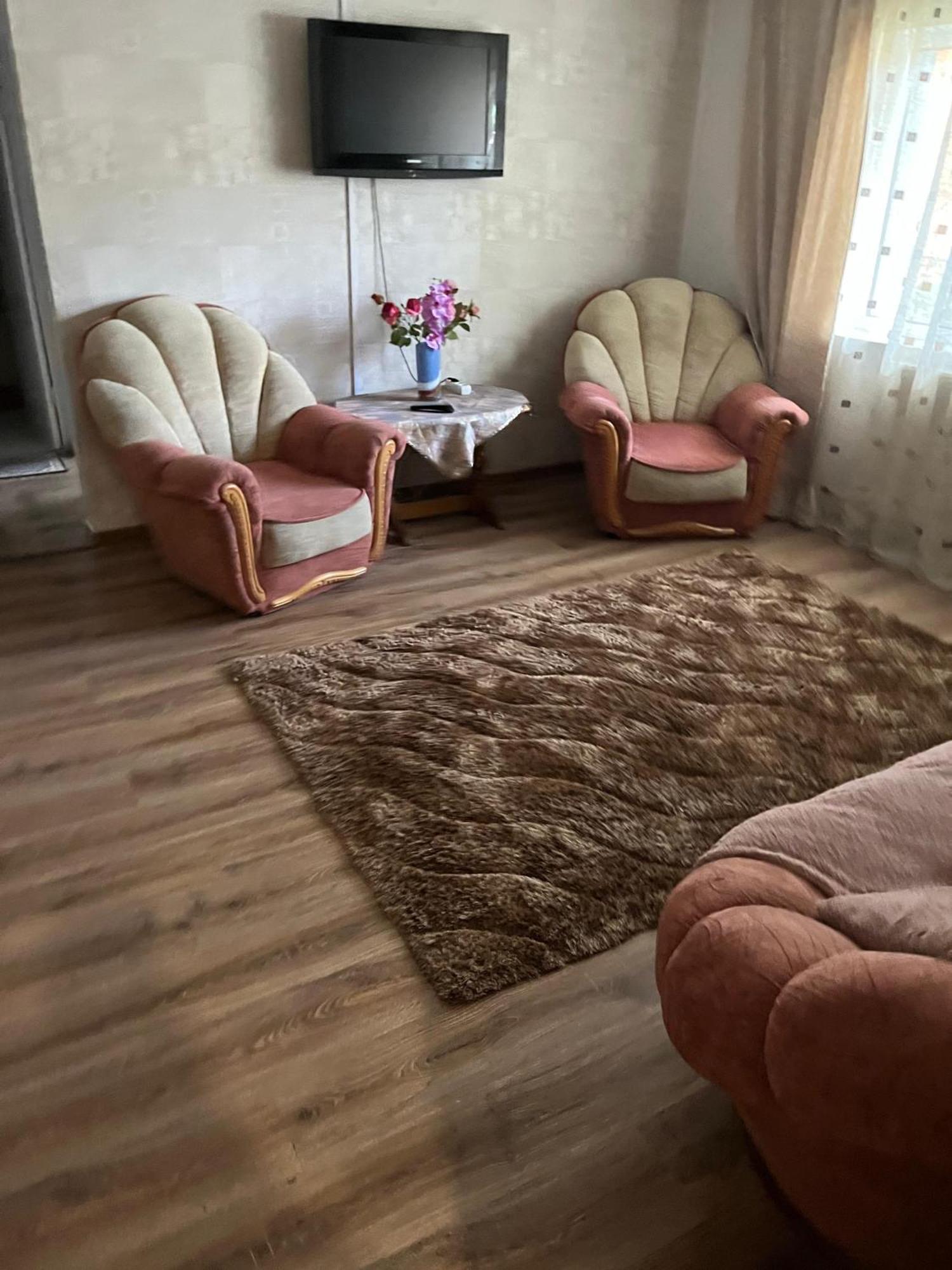 Sweet Home Бузау Екстериор снимка